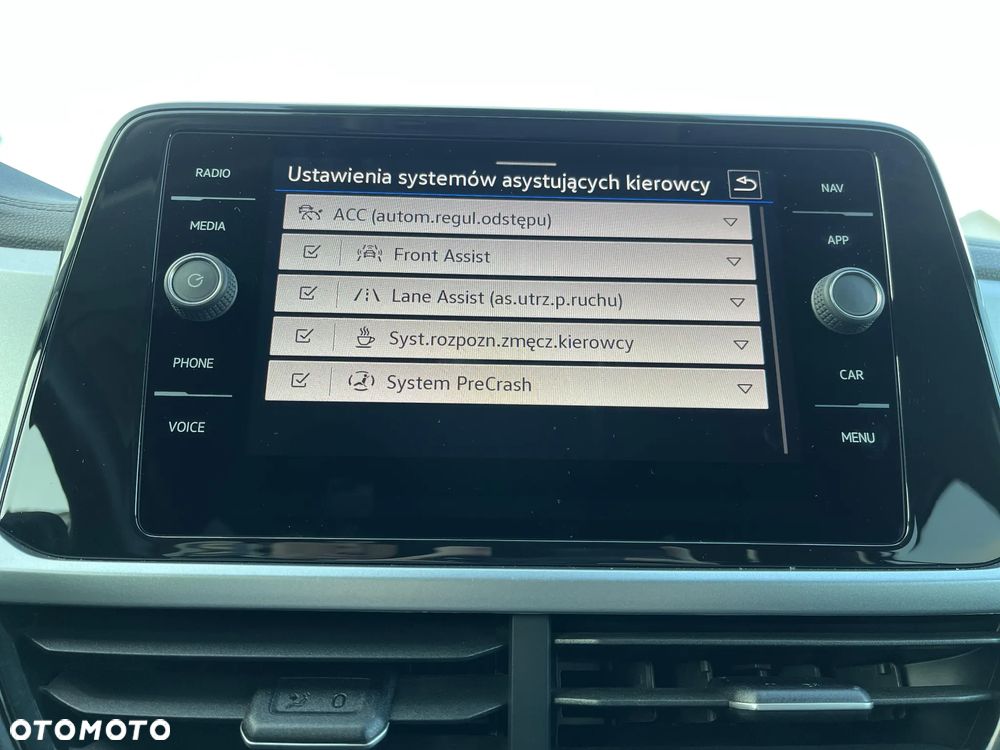 Volkswagen T-Roc 1.5 TSI Life DSG - 29