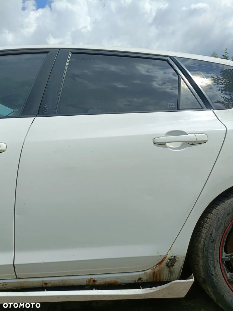 MAZDA 3 I BK 03-06 2005 r. SPORT drzwi lewy tył lewe tylne LT * - 1