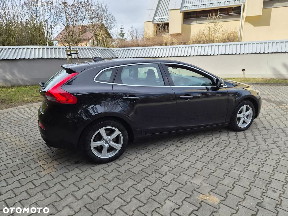 Volvo V40 T3 Kinetic - 6