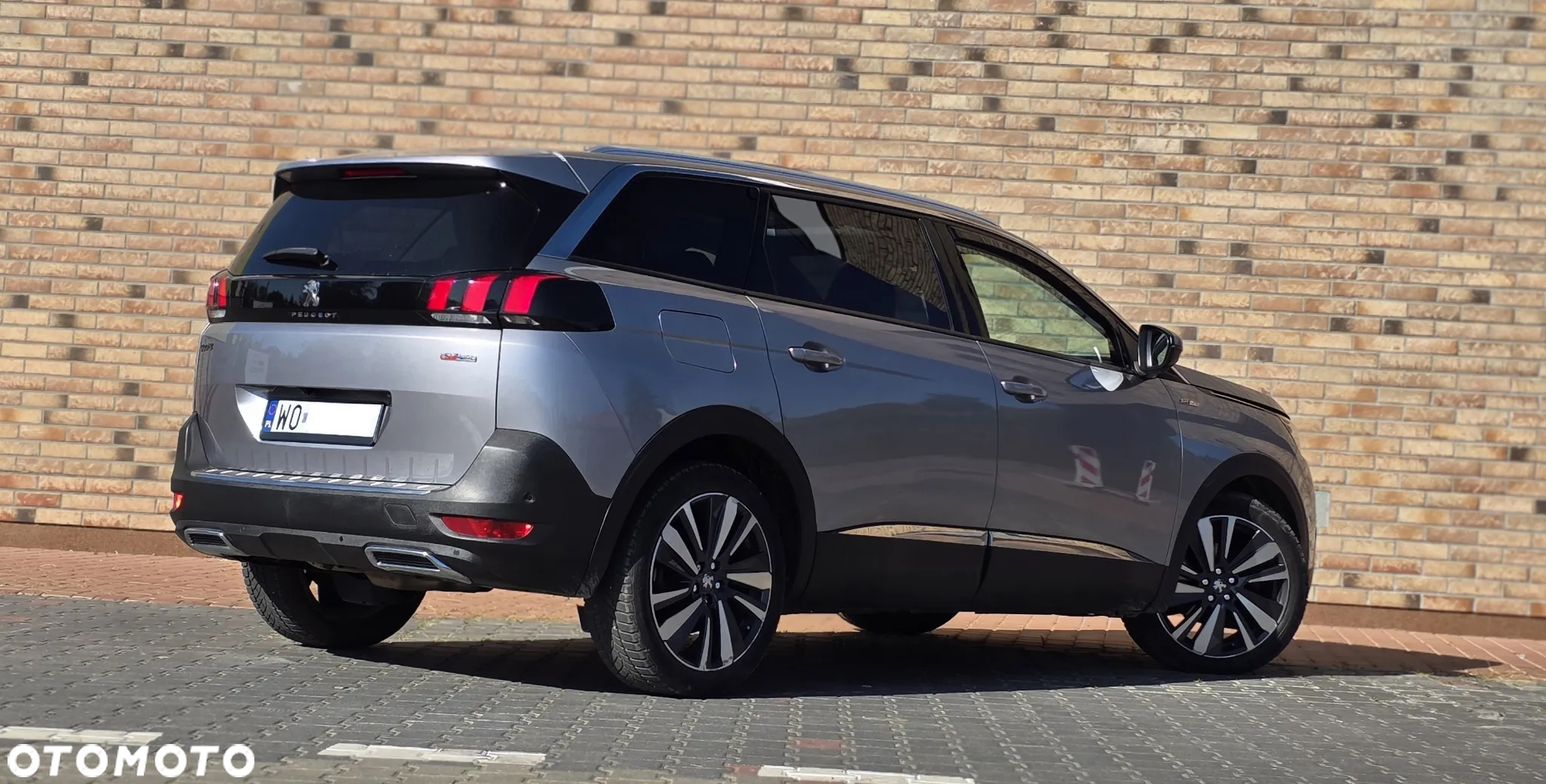 Peugeot 5008 1.6 PureTech GT Line S&S EAT8 - 33