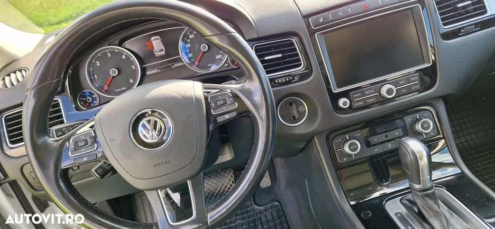 Volkswagen Touareg 3.0 V6 TDI SCR Blue Motion DPF Automatik - 30