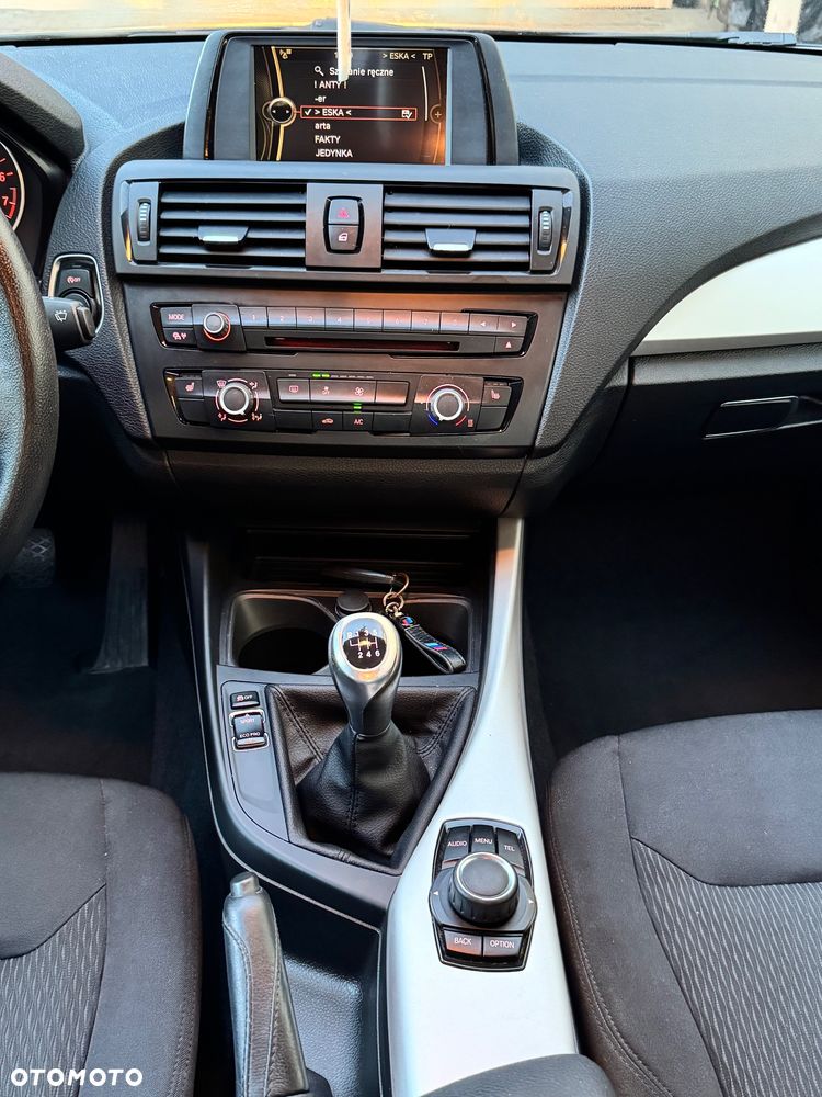 BMW Seria 1 116i Sport Line - 11