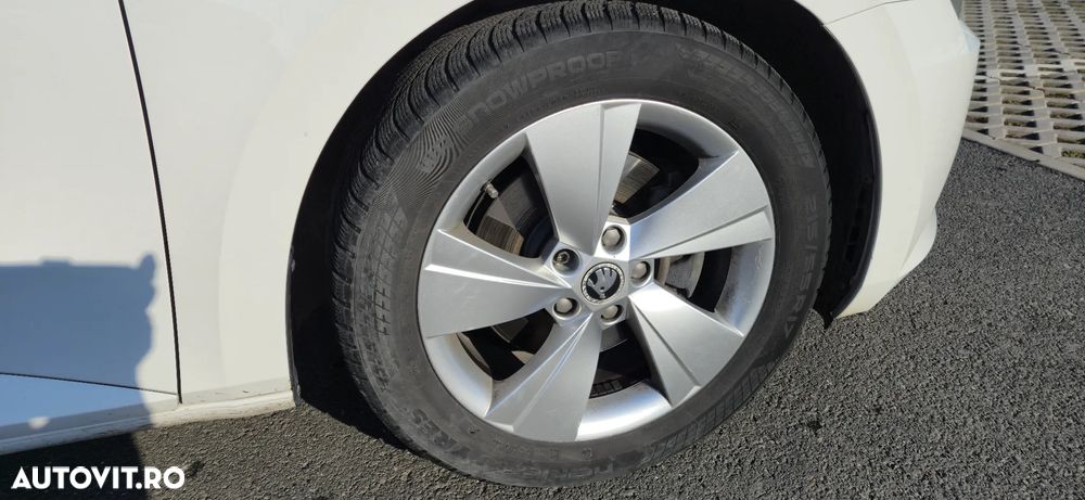 Skoda Superb 2.0 TDI DSG 4X4 Style - 33