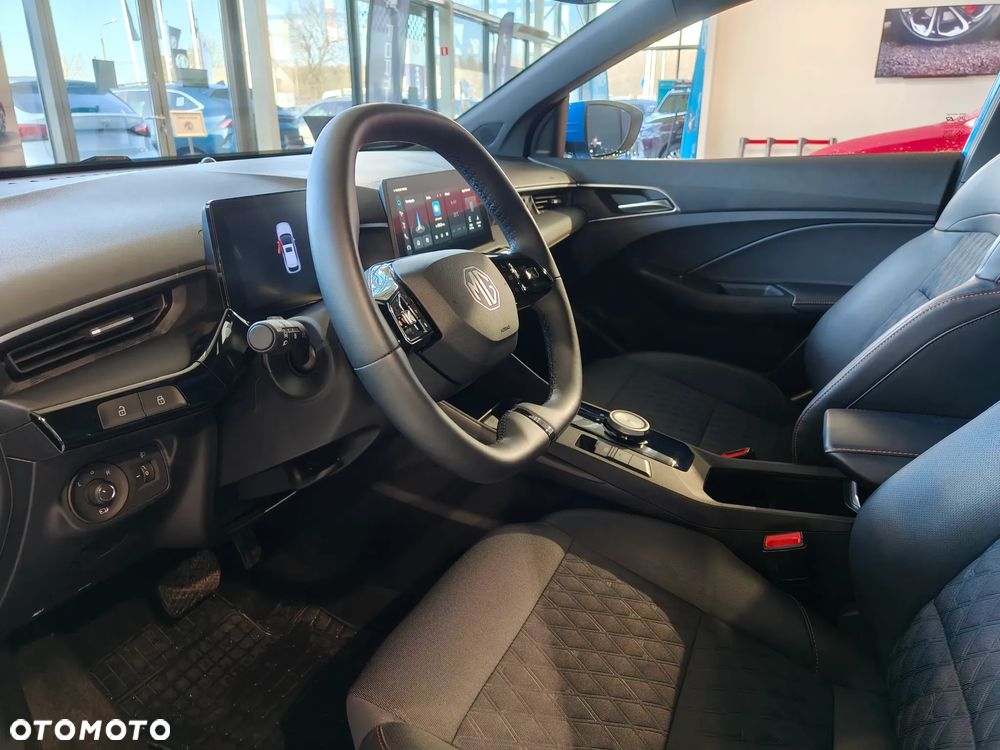 MG MG3 1.5 HEV+ Exclusive - 16