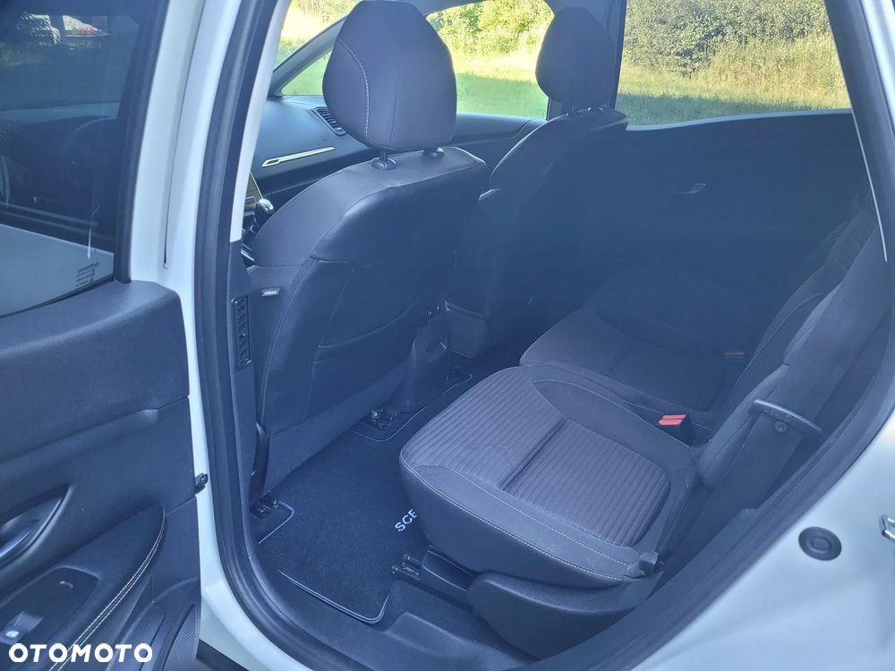 Renault Scenic - 15