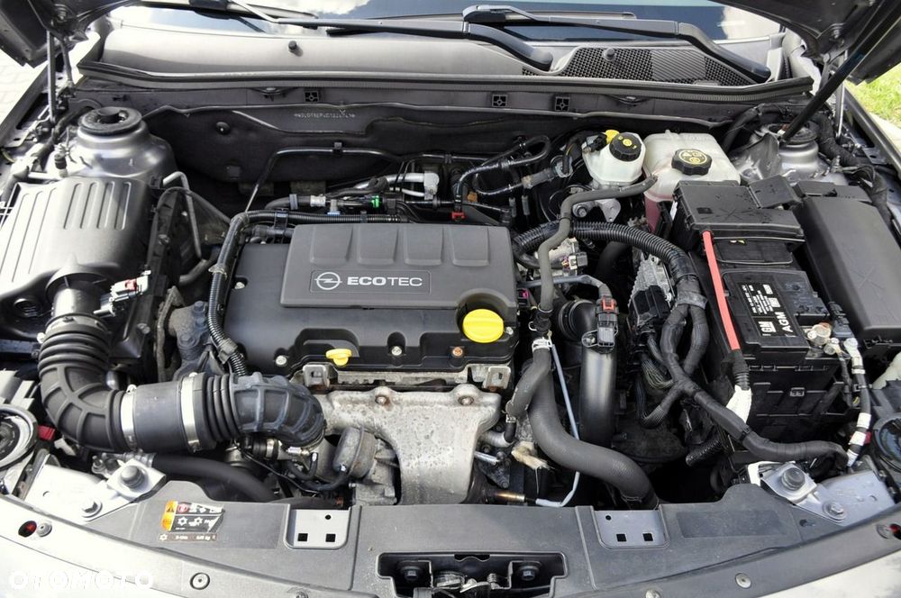 Opel Insignia - 39