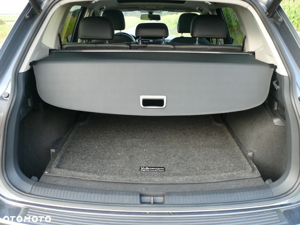 Volkswagen Tiguan Allspace 2.0 TSI 4Mot Highline DSG - 23