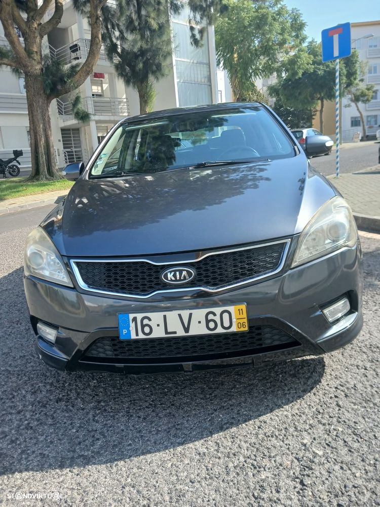 Kia Ceed - 5