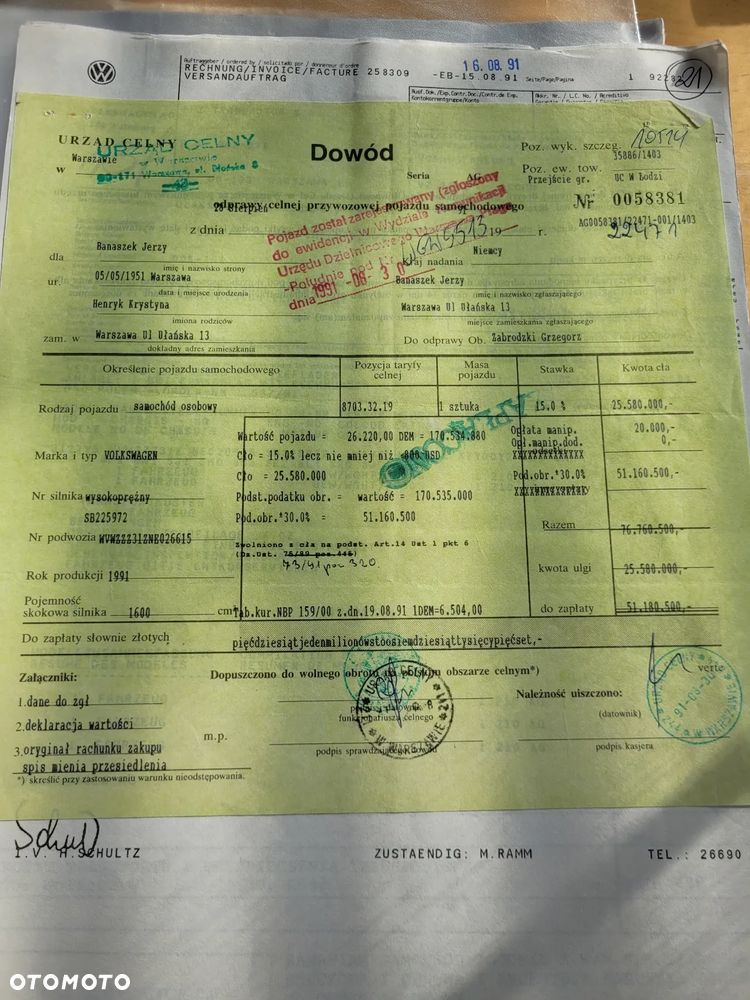 Volkswagen Passat 1.6 TD CL - 12