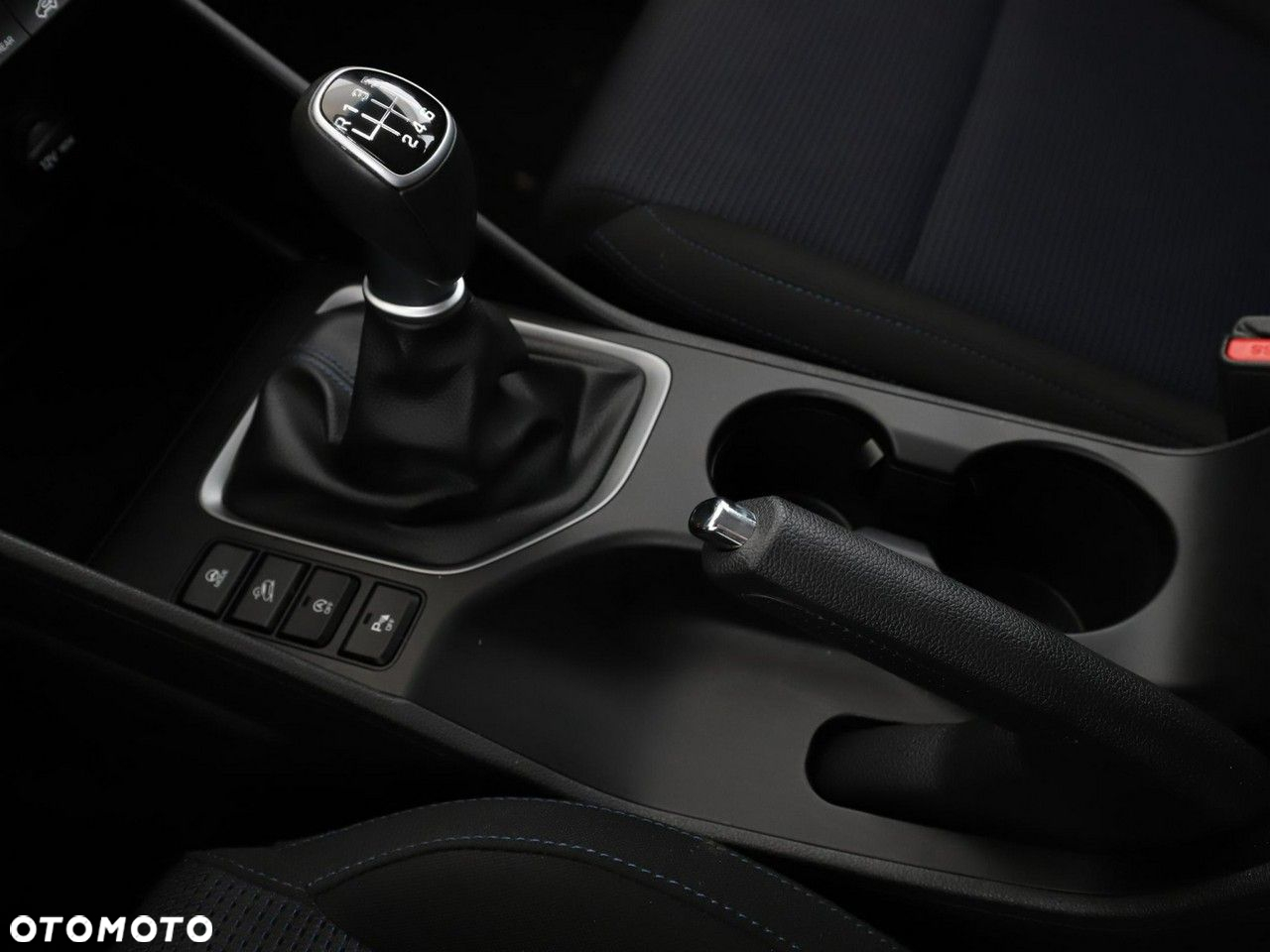 Hyundai Tucson 1.6 GDi 2WD Trend - 28