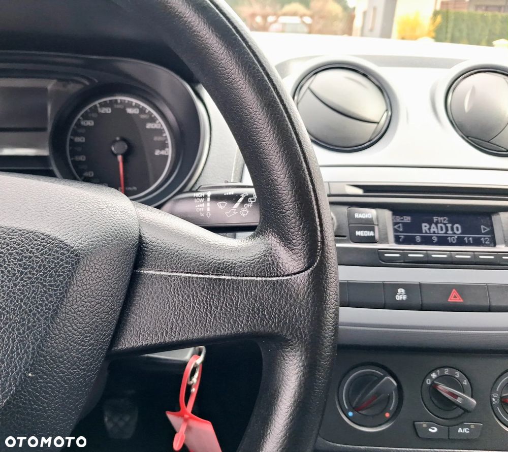 Seat Ibiza 1.4 16V Style Salsa - 25