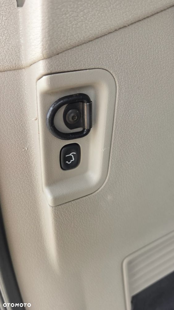 Jeep Commander 3.0 CRD Overland - 12