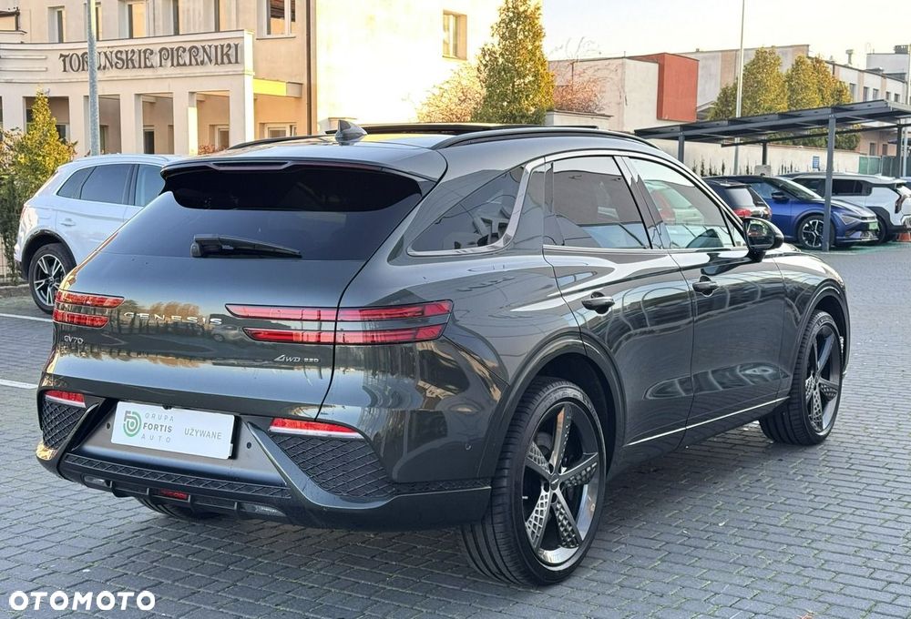 Genesis GV70 - 7