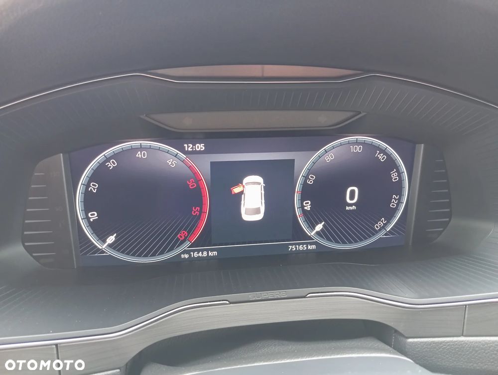 Skoda Superb 2.0 TDI SCR Style DSG - 26