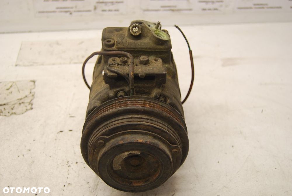 SPRĘŻARKA KLIMATYZACJI 4B0260805C AUDI A6 C5 2.5 TDI VW PASSAT B5 - 4