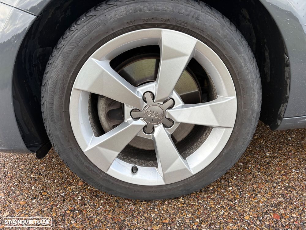 Audi A1 Sportback 1.6 TDI Sport S tronic - 12