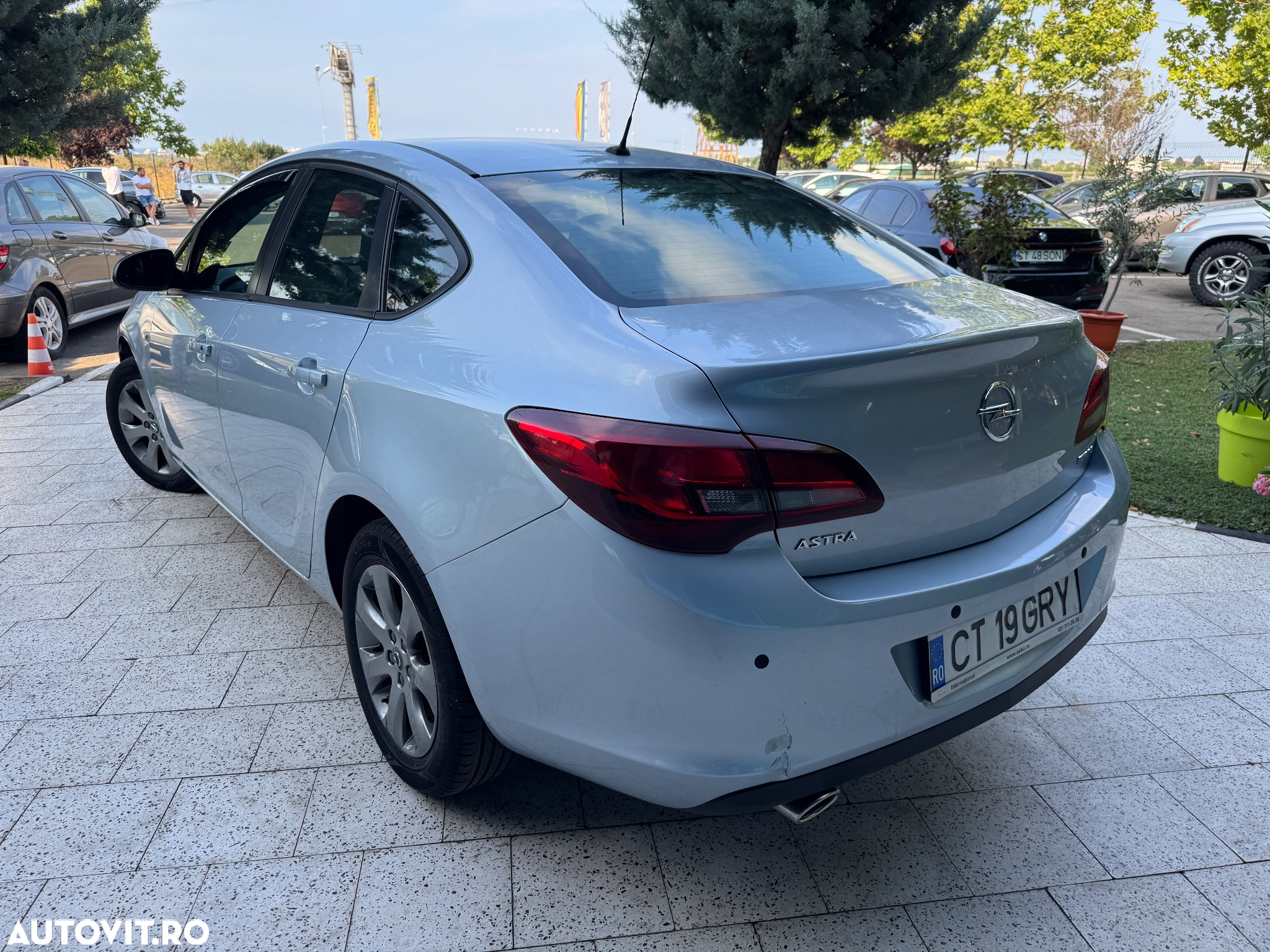 Opel Astra - 4