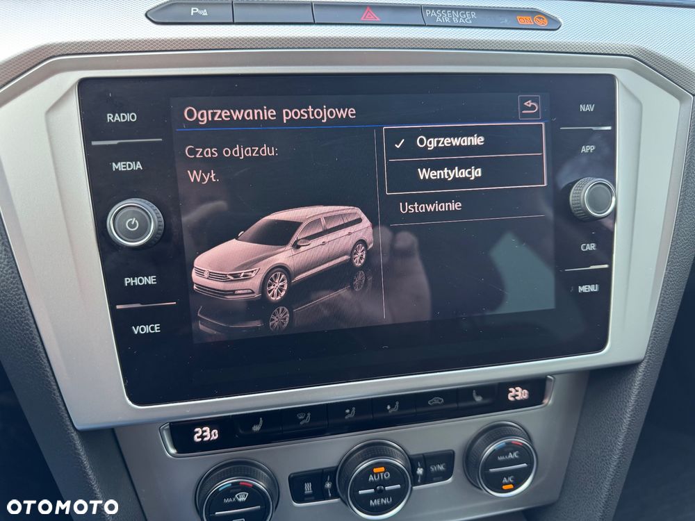 Volkswagen Passat Variant 2.0 TDI SCR DSG 4Motion Elegance - 11