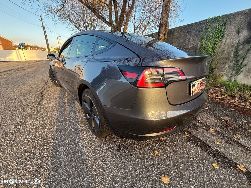 Tesla Model 3 Long Range Tração Traseira - 10