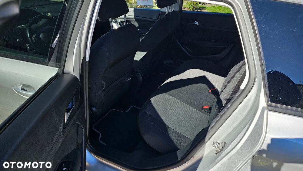 Peugeot 308 1.6 BlueHDi Active S&S - 31