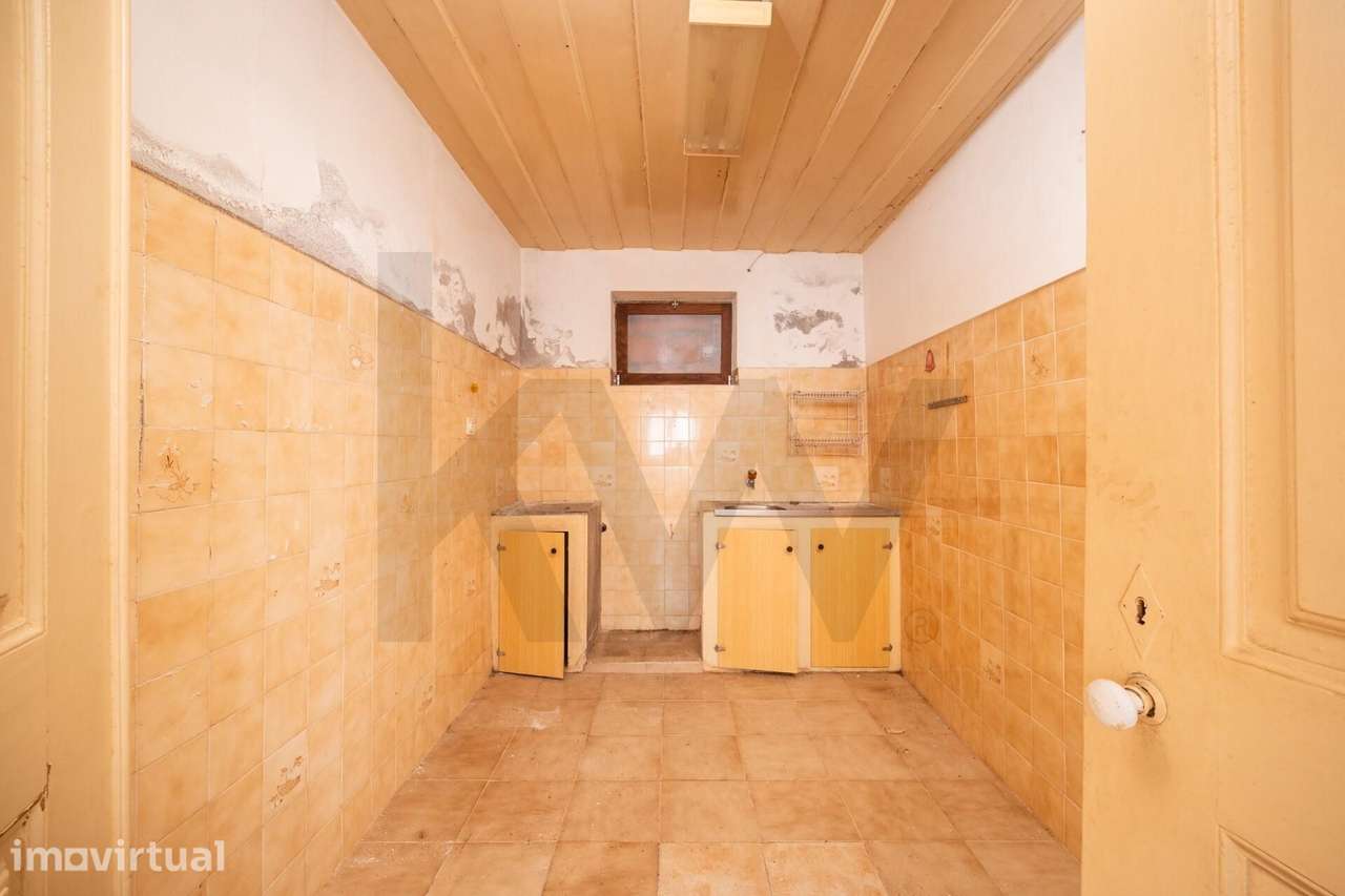 Prédio para Reabilitação no Coração da Figueira da Foz - Grande imagem: 5/47