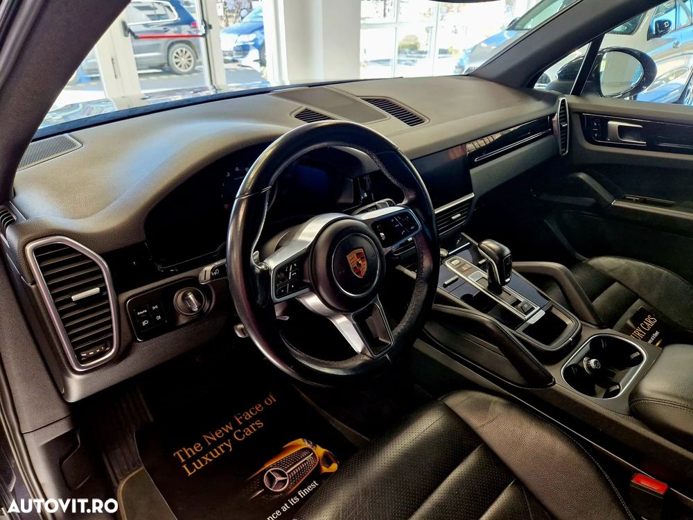 Porsche Cayenne Tiptronic S - 12