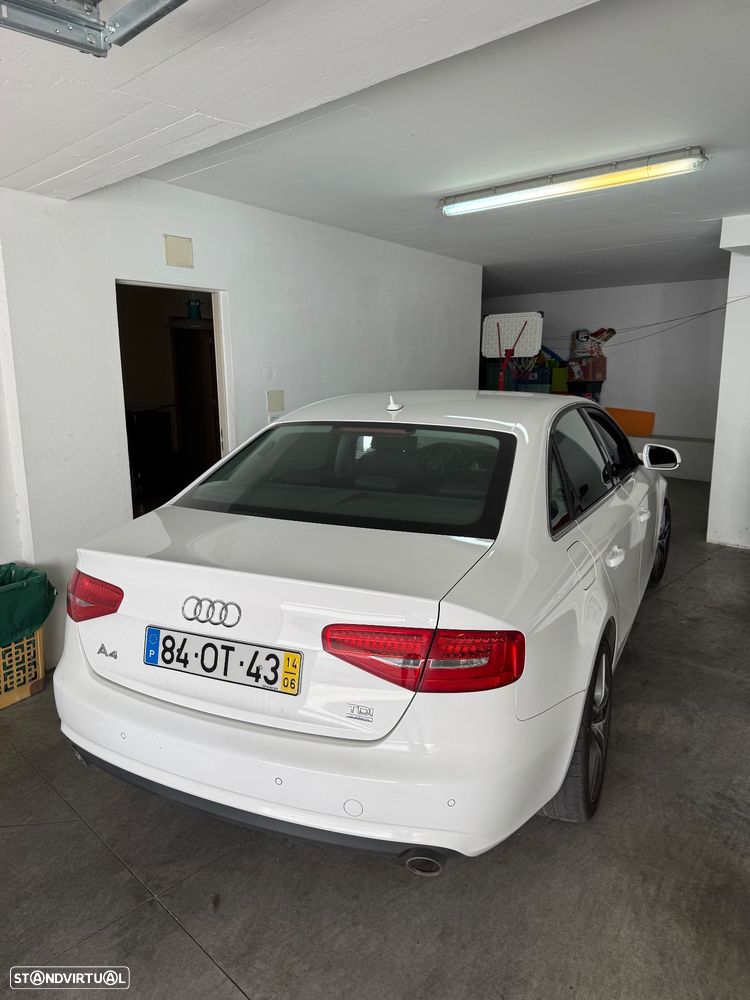 Audi A4 3.0 TDI V6 quattro Advance S tronic - 2