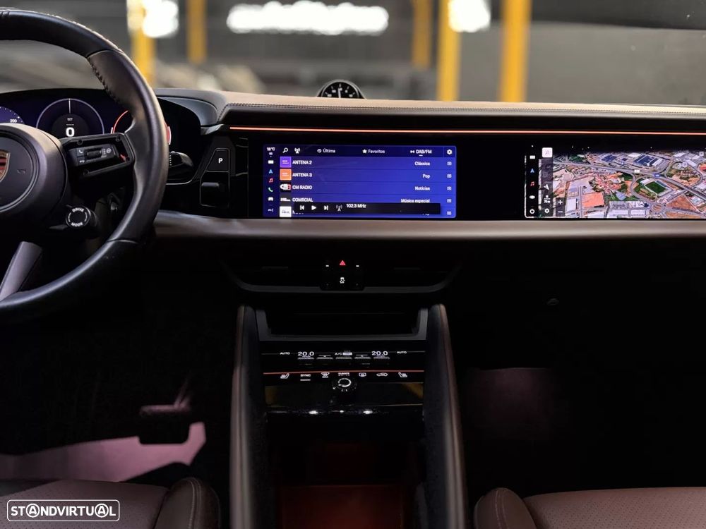Porsche Macan Electric 4 - 14