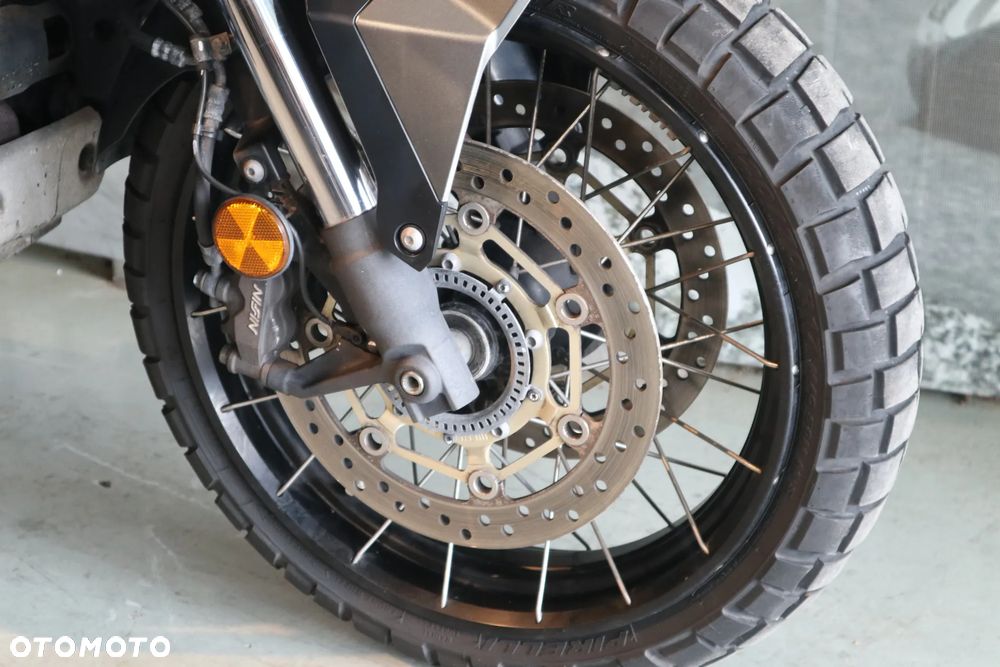 Honda X-ADV - 17