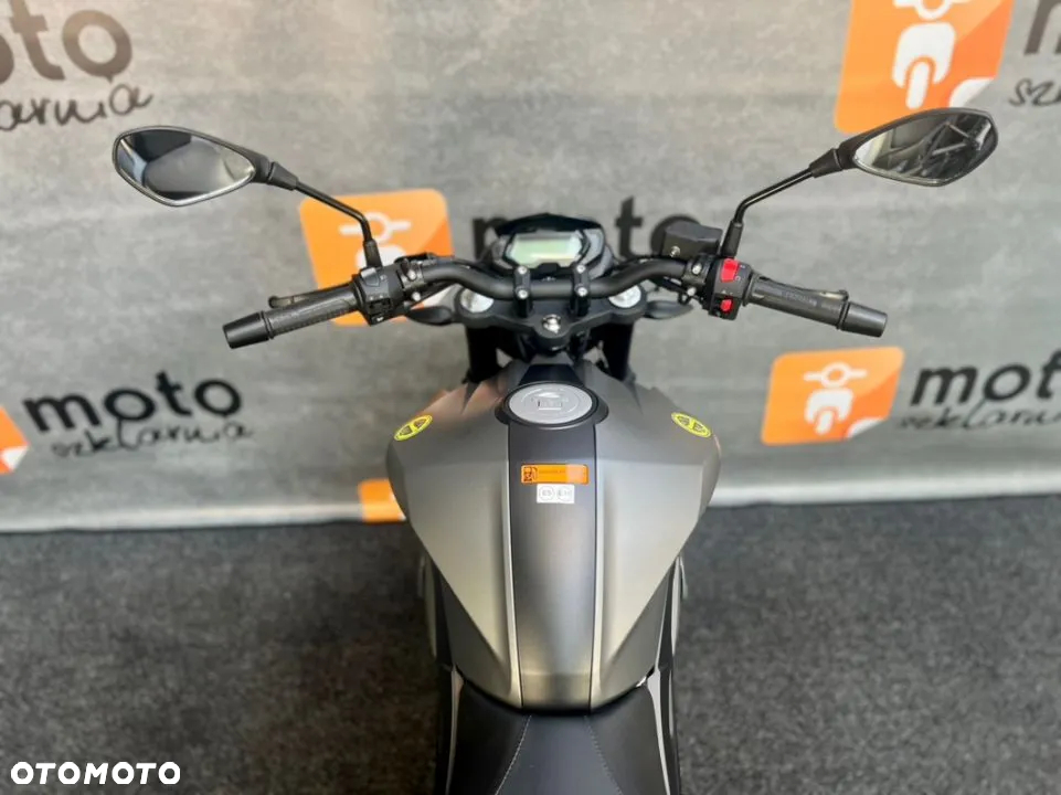 Benelli BN 125 - 14