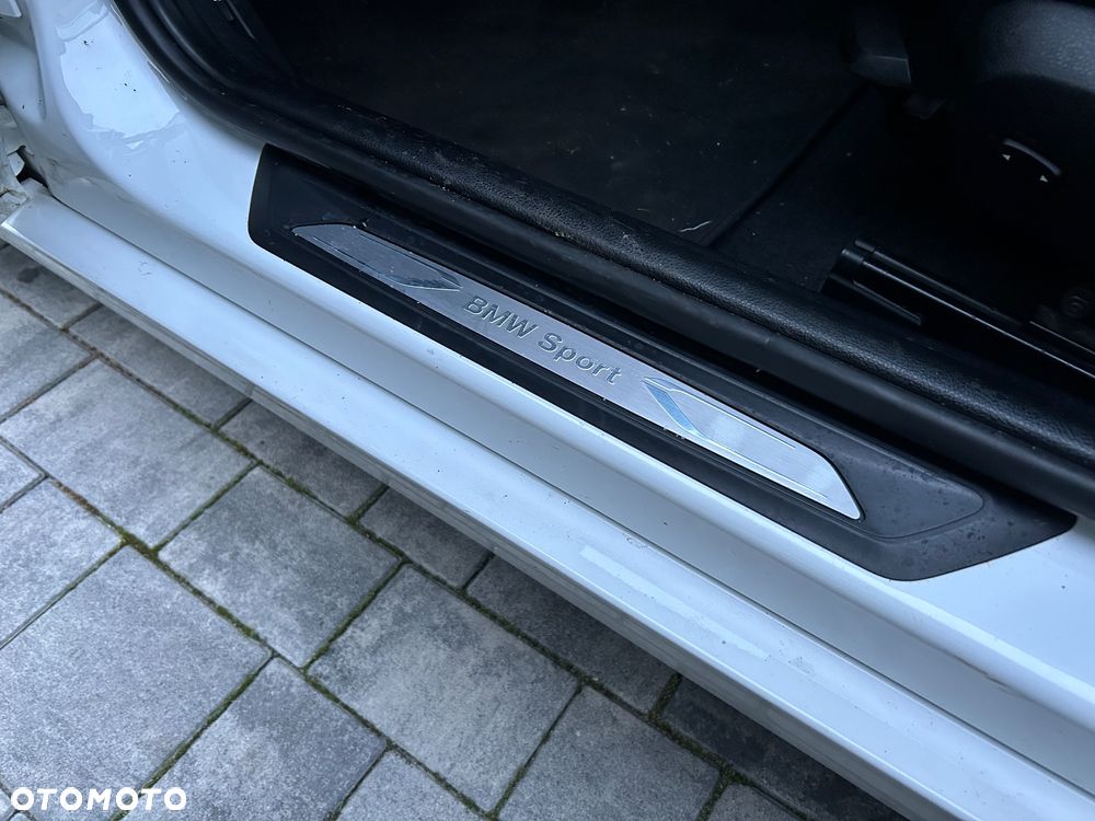 BMW Seria 1 116i Sport Line - 28