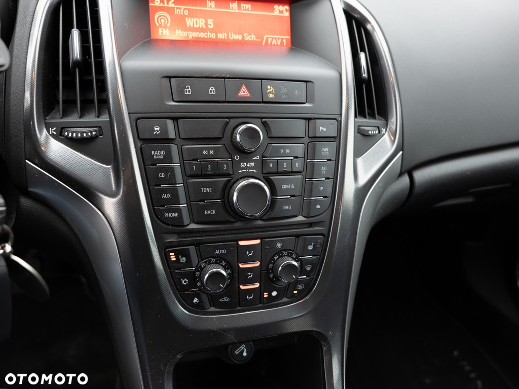 Opel Astra 1.4 Turbo Edition - 28