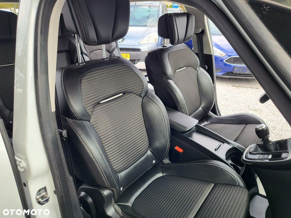 Renault Grand Scenic - 20