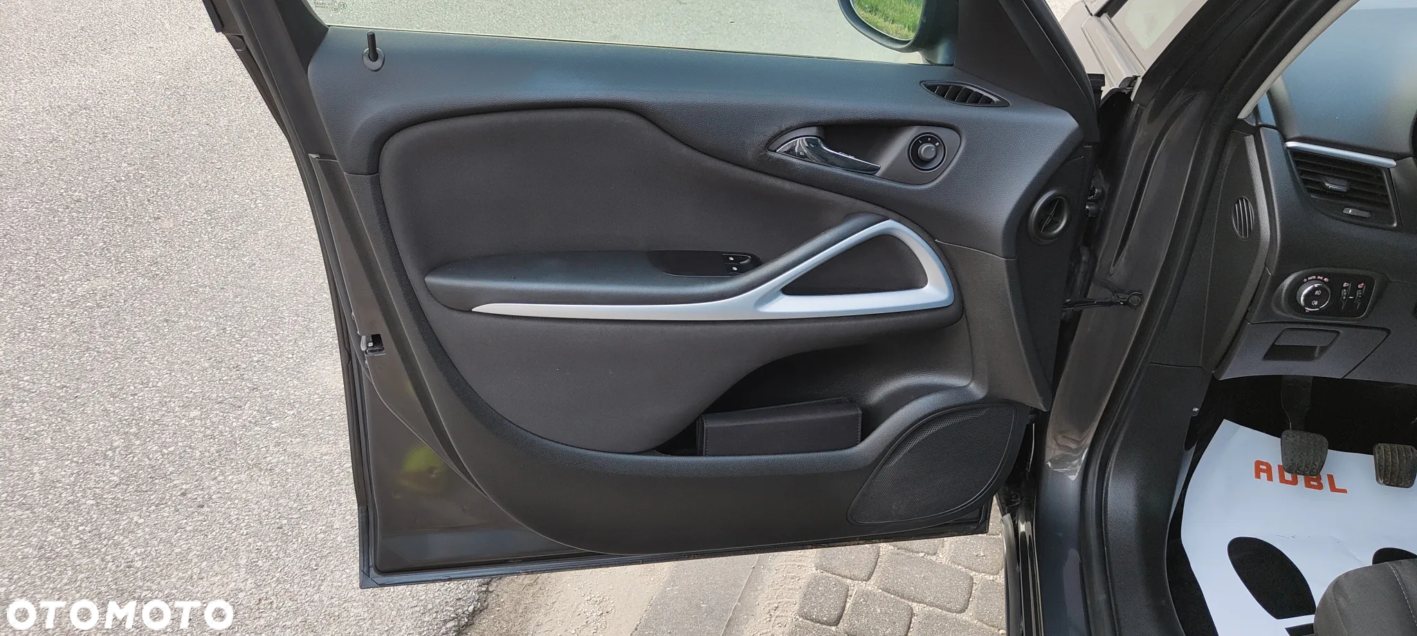 Opel Zafira - 15