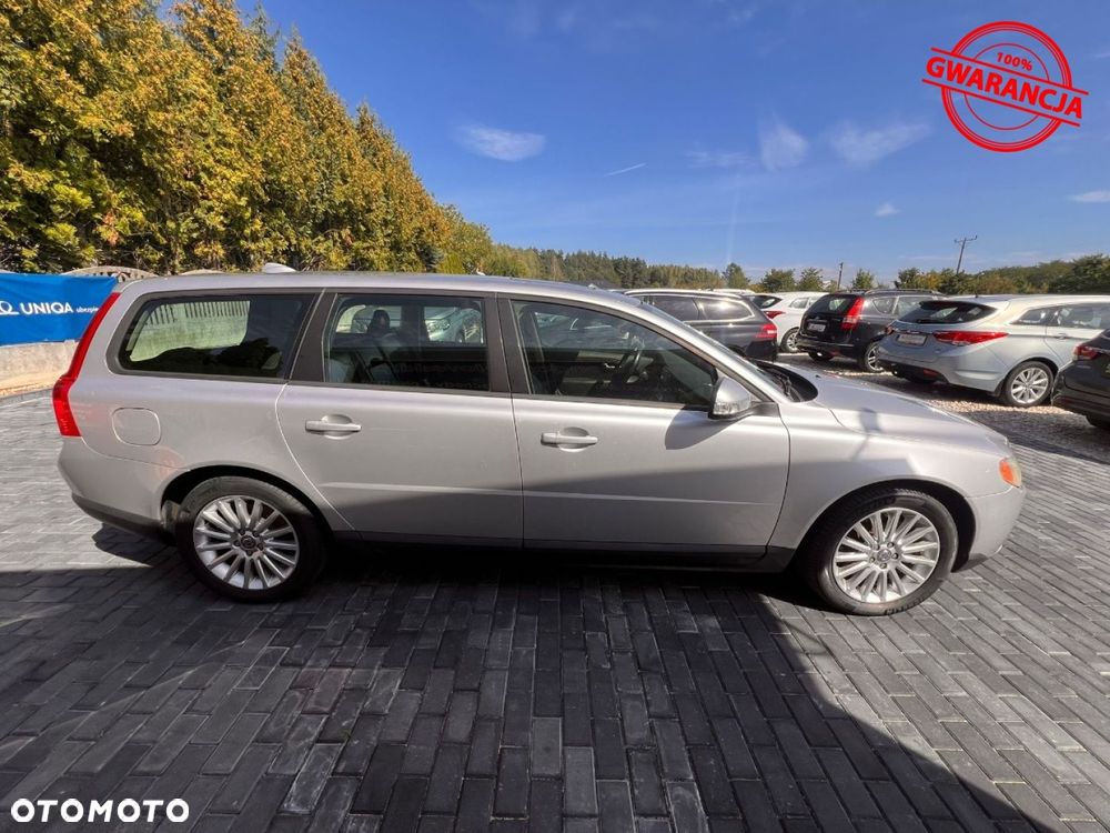 Volvo V70 2.4D Momentum - 13
