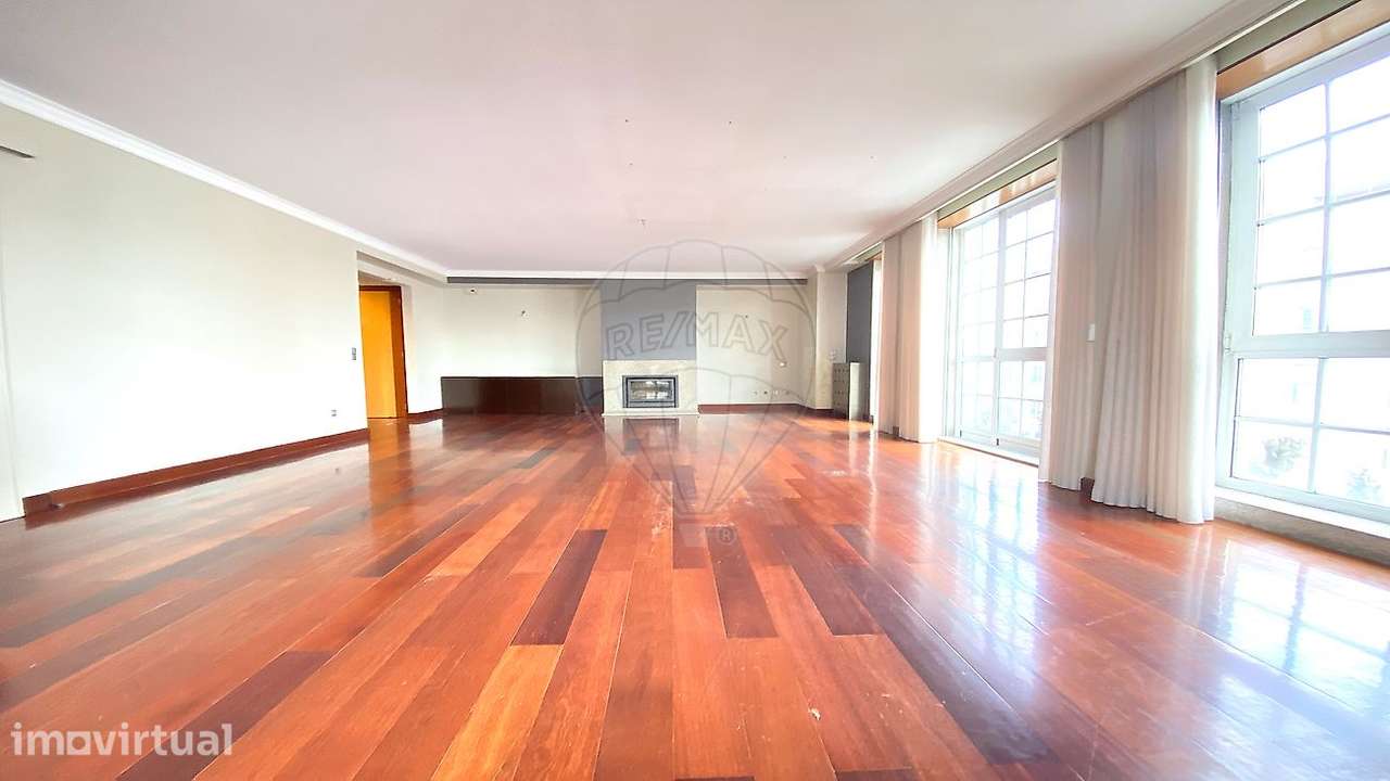Apartamento T5 para venda - Grande imagem: 2/31