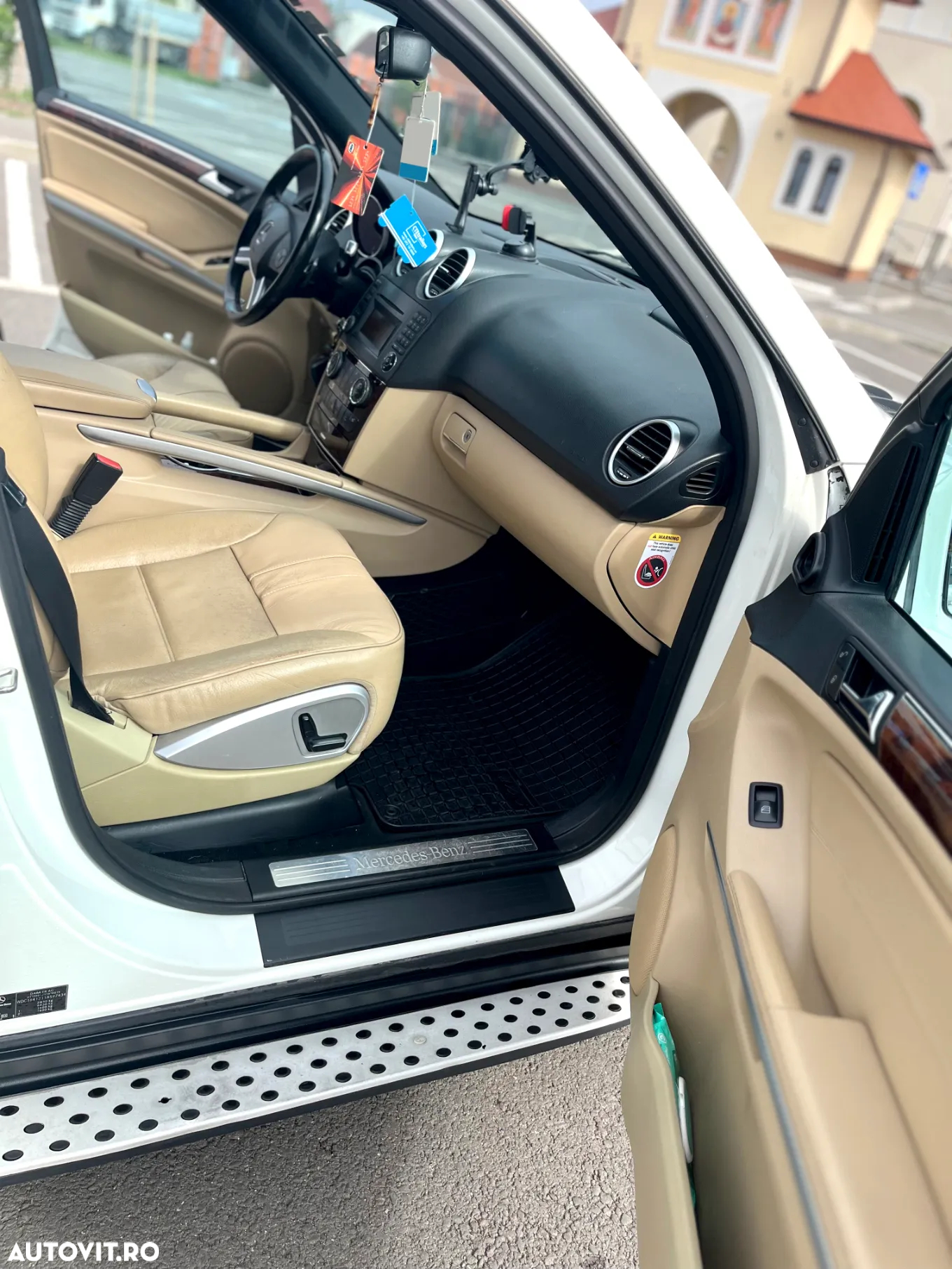 Mercedes-Benz ML 300 CDI BlueEfficiency Aut - 8