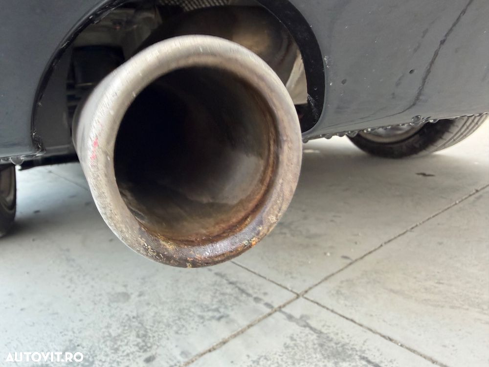 BMW Seria 3 320d DPF Aut. Edition Exclusive - 31