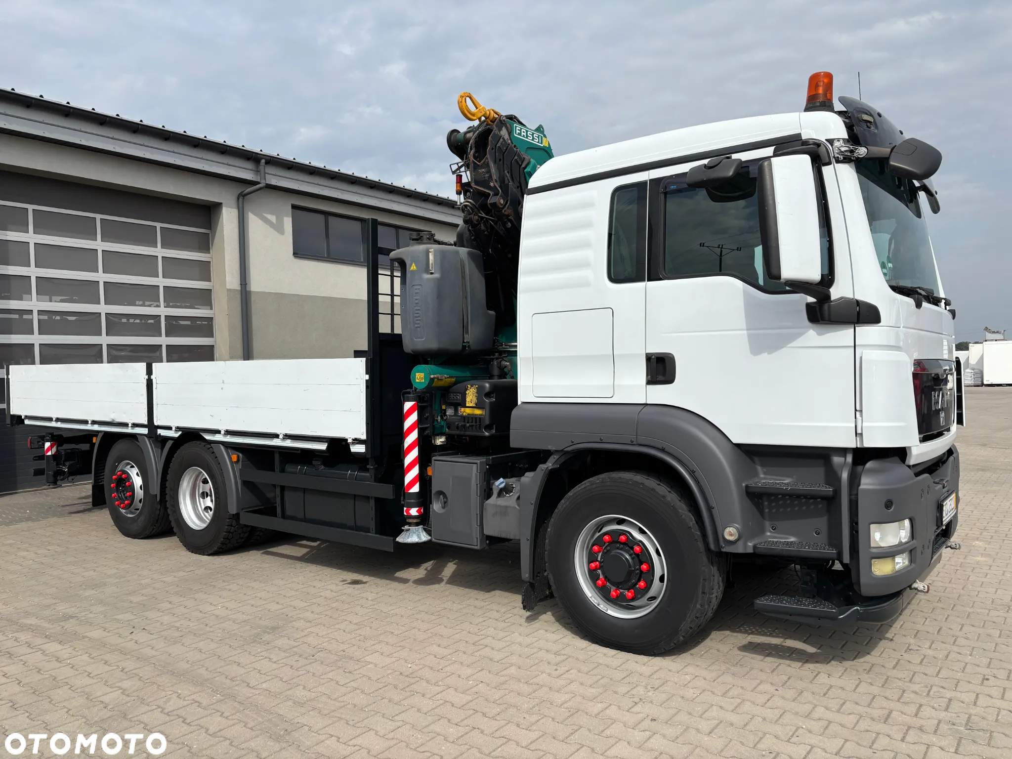 MAN TGS 26.440 6x2/4 HYDRODRIVE FASSI F365A (6x4)  napęd pomocniczy, oś tylna skrętna i podnoszona, 440 KM, HDS FASSI  F365 A.2.25 do kontenerów, budowlany, do energetyki , terenowy, z Niemiec - 2
