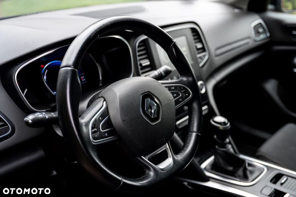 Renault Megane 1.2 Energy TCe Limited - 12