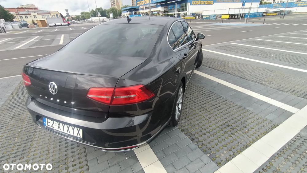 Volkswagen Passat 2.0 TDI BMT Highline - 22