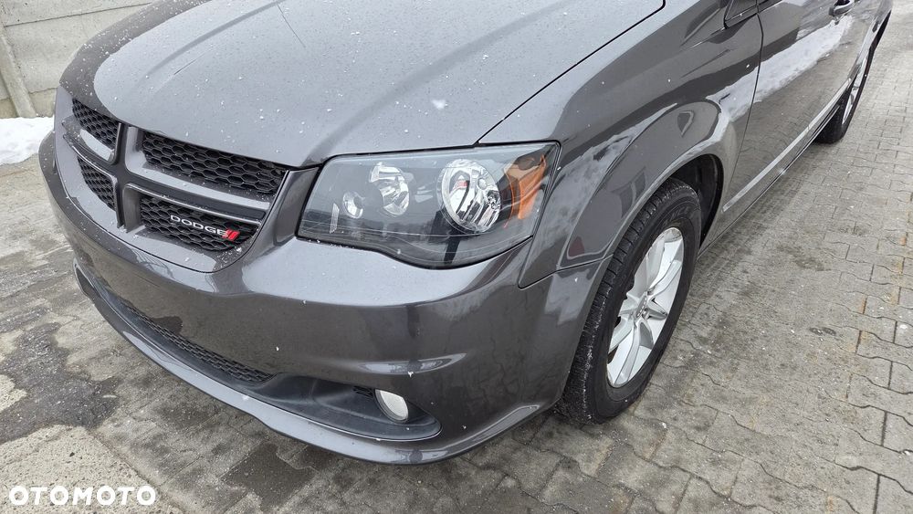 Dodge Grand Caravan - 6