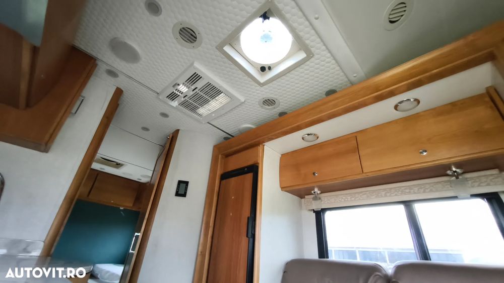 Mercedes-Benz sprinter - 10