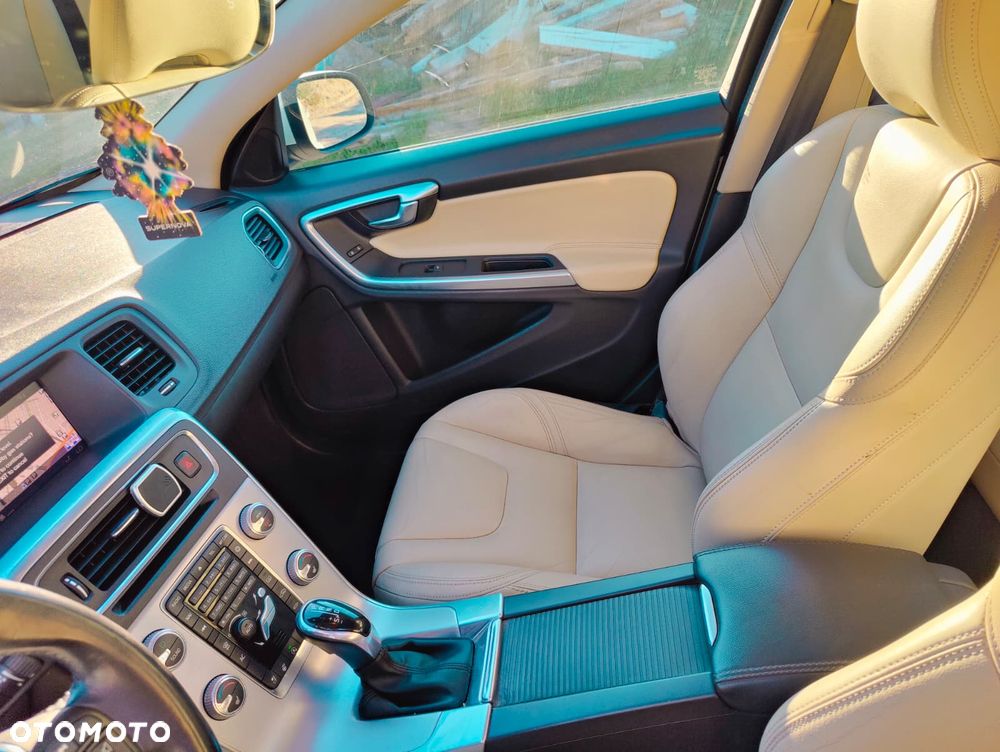Volvo S60 T5 Geartronic RDesign - 8