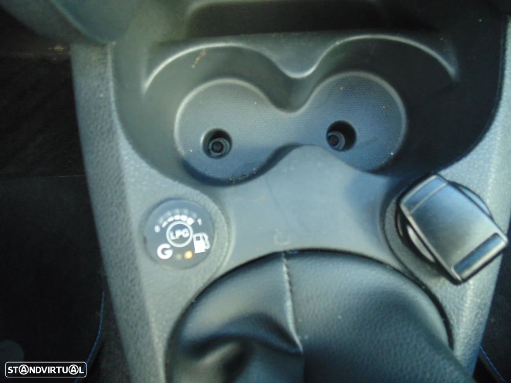 Dacia Sandero 1.0 ECO-G Stepway Bi-Fuel - 32