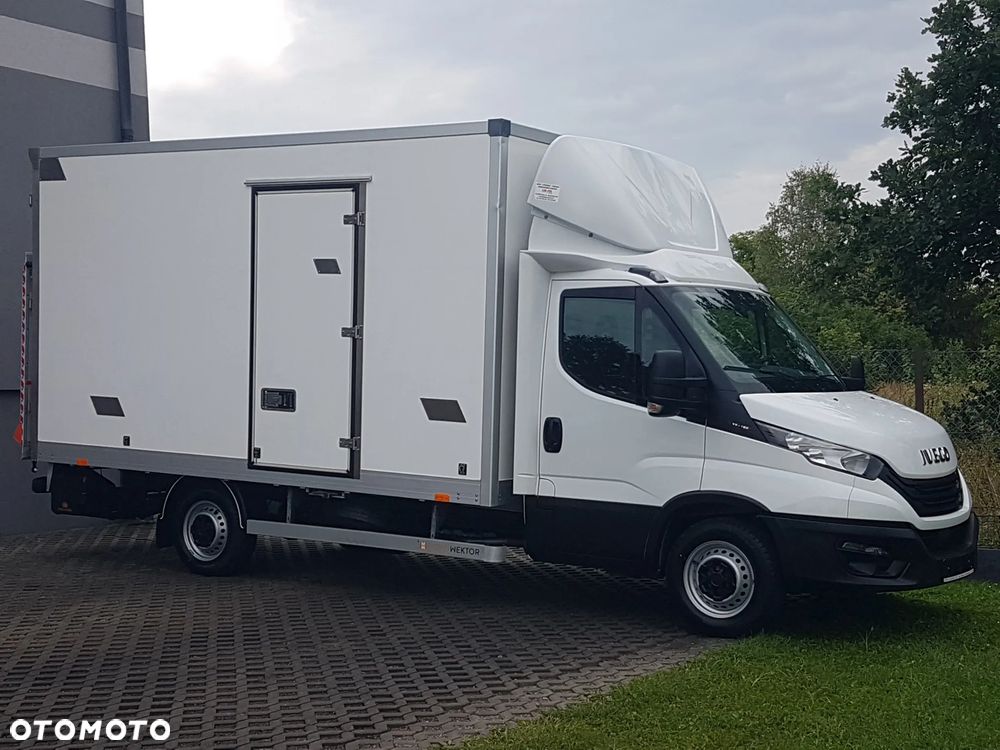 Iveco DAILY 35S16 WINDA 8EP KONTENER KLIMA 4,23x2,23x2,23 KRAJOWY 3,0-160KM MANUAL 6-BIEGÓW - 1