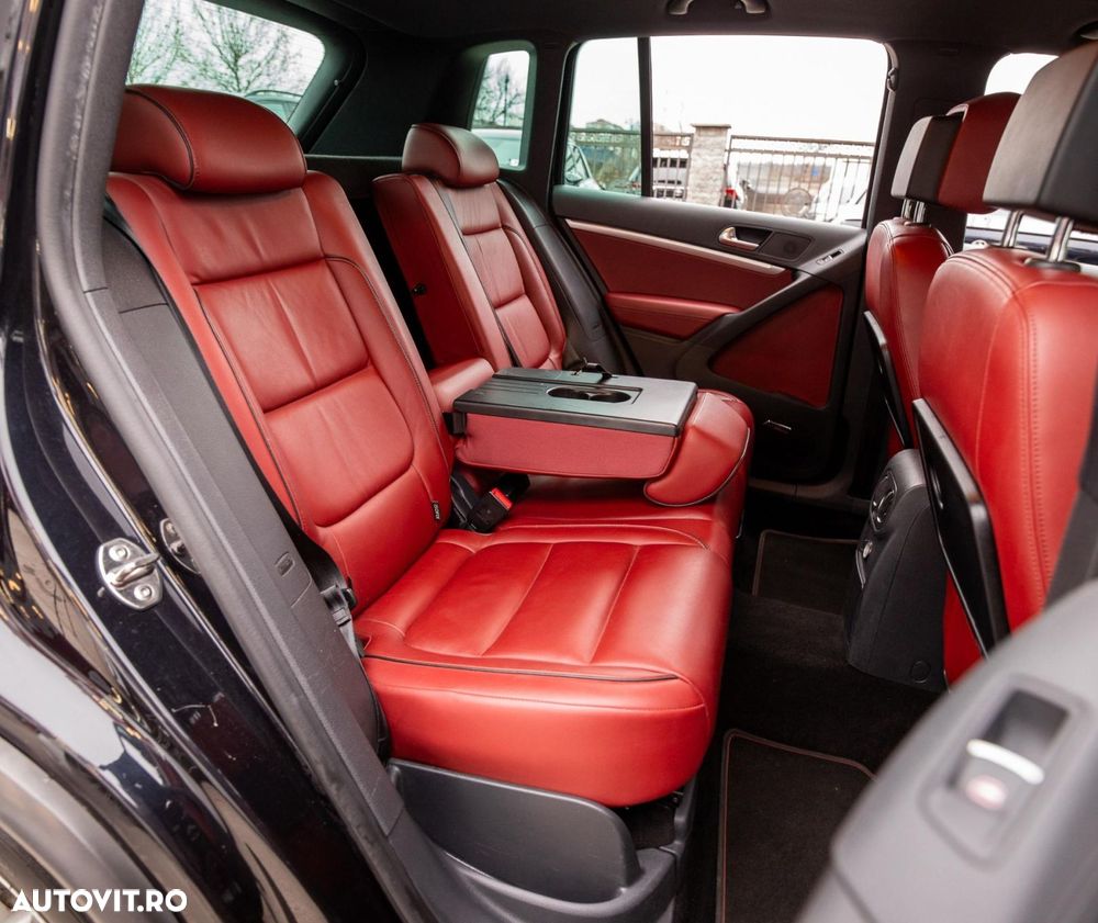 Volkswagen Tiguan 2.0 TDI 4Motion DSG BMT Sport & Style - 9