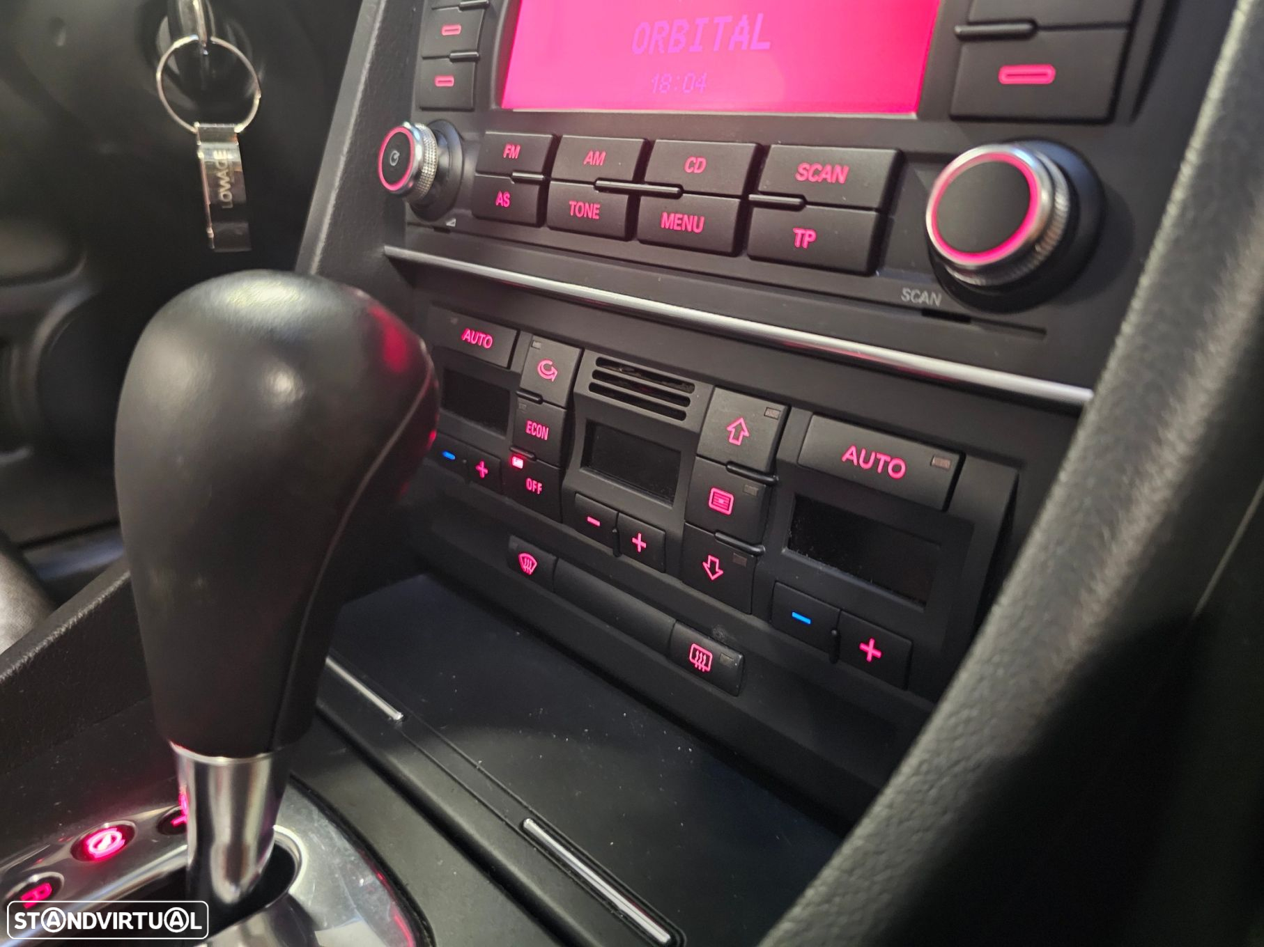 Audi A4 Cabrio 2.0 TDi Multitronic - 21