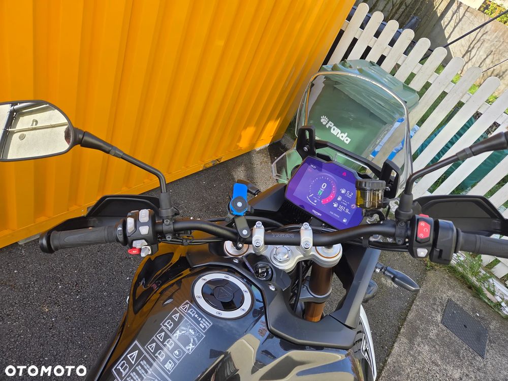 Triumph Tiger - 4