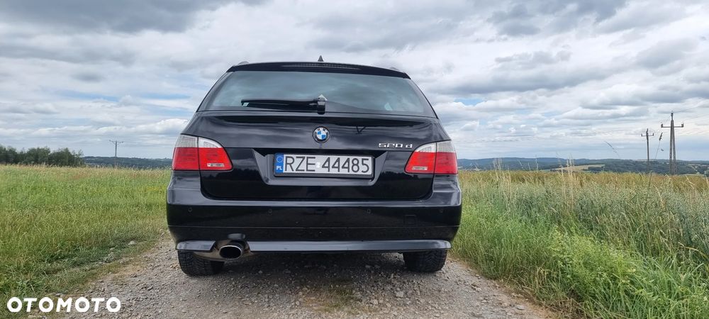 BMW Seria 5 520d - 6